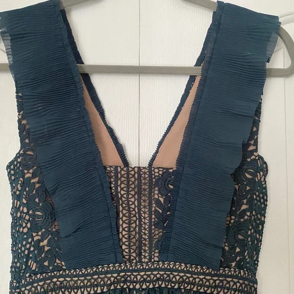 WEDDING GUEST GREEN AND TAN PLEATED DRESS SIZE 2 - Picture 5 of 7